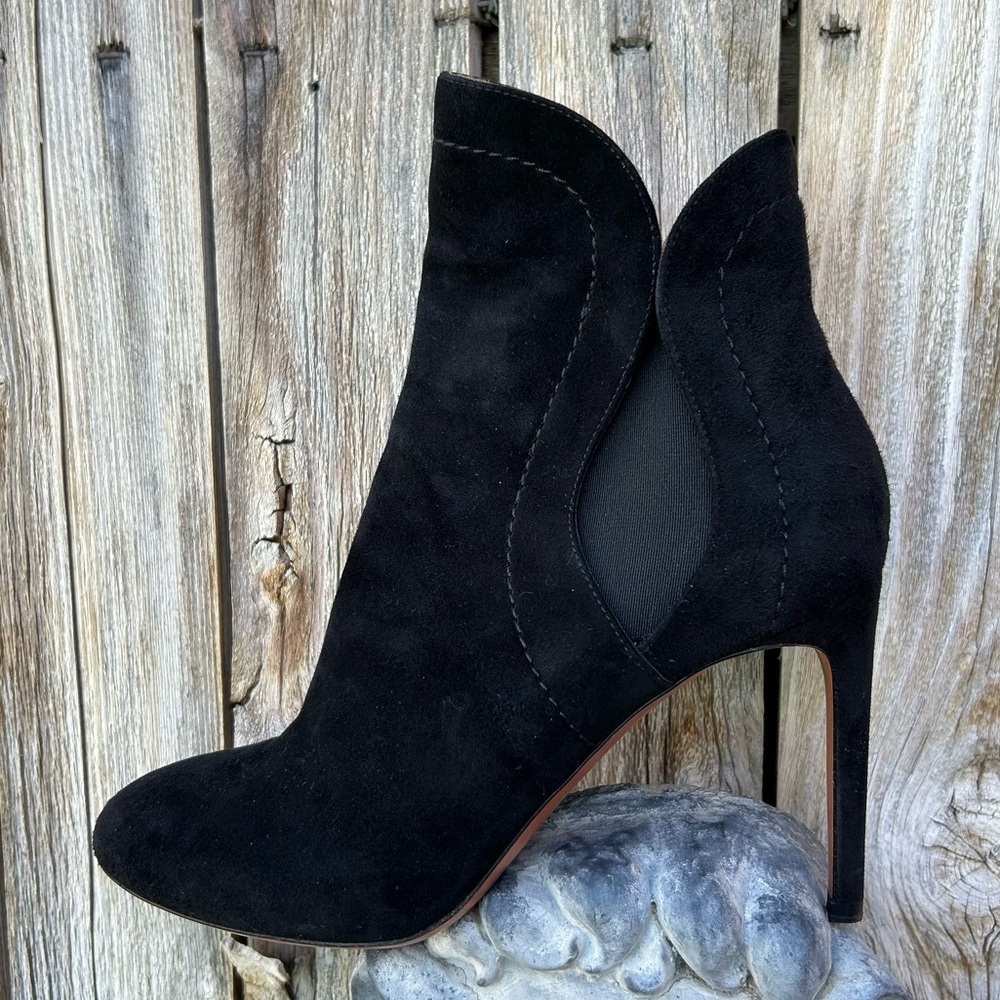 Alaia Ankle Bootie Stiletto Heel Suede Black 37.5